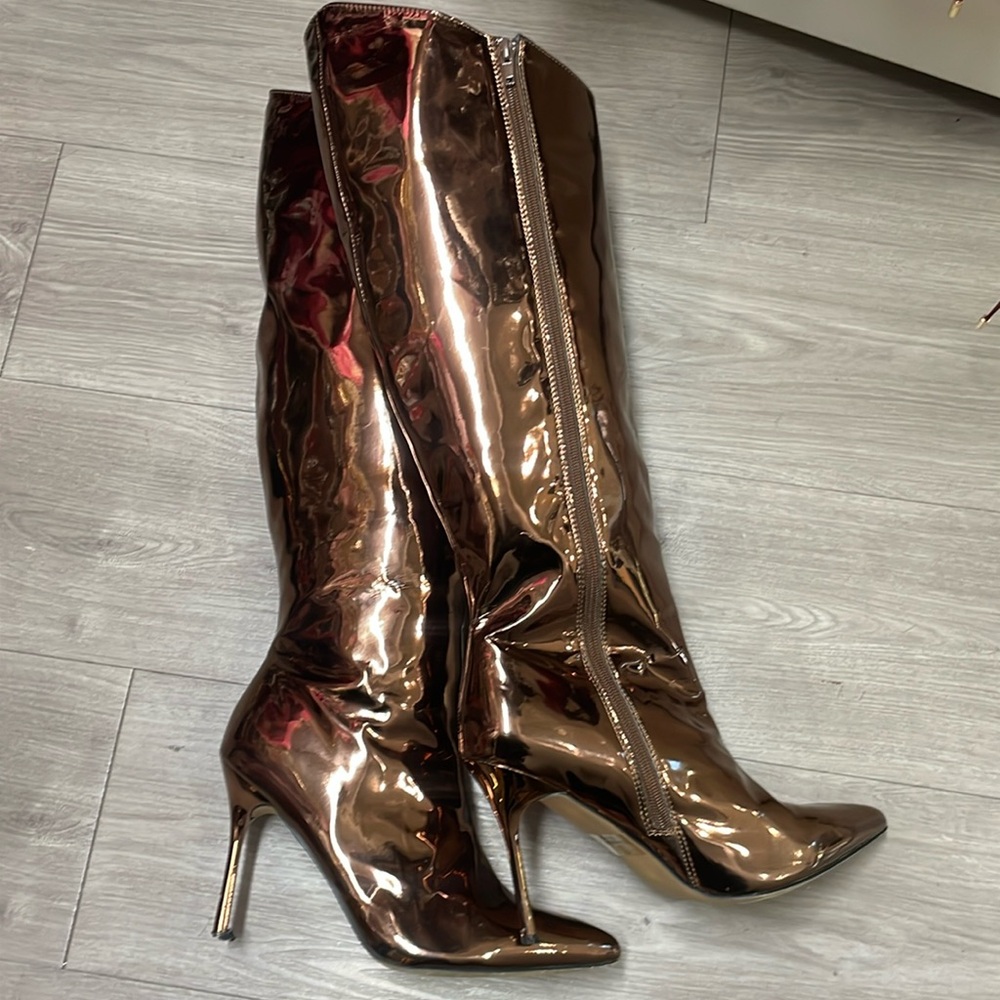 Brown metallic boots